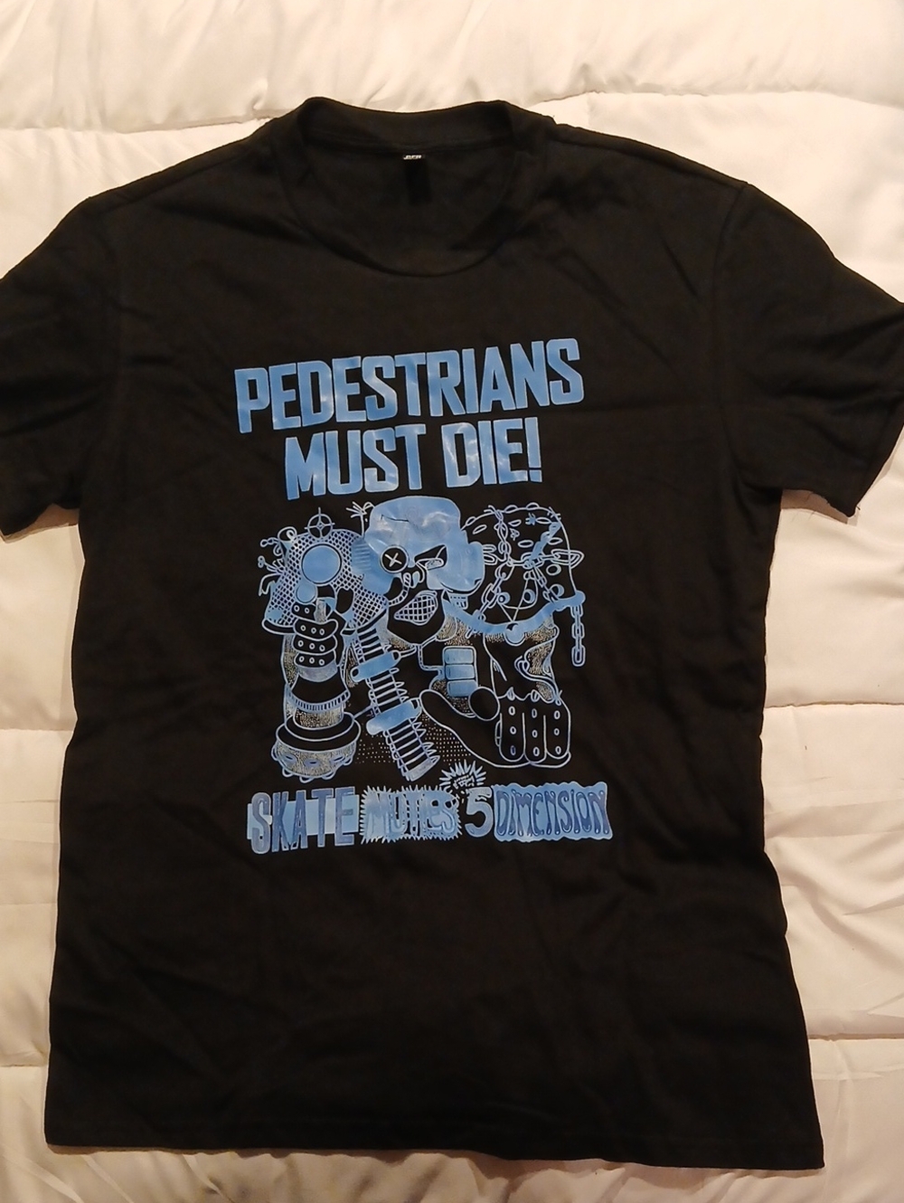 Graphic Tee "Pedestrians Must Die!" in Light Blue on Black